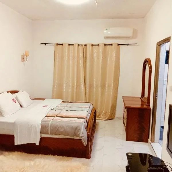 Odo So Royal Hotel, hótel í Akosombo