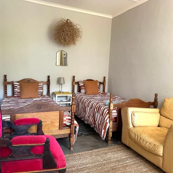 Rus n Bietjie Guest House, hotel din Loxton