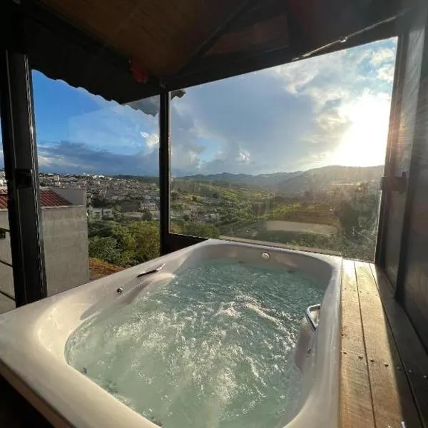 Deck's Chalés Serra da Canastra, hotel in São Roque de Minas