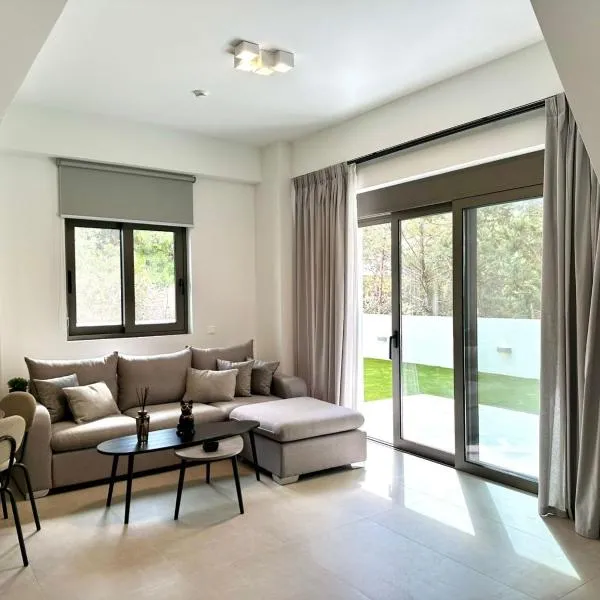 PUM Glyfada Pool Residences: Atina'da bir otel
