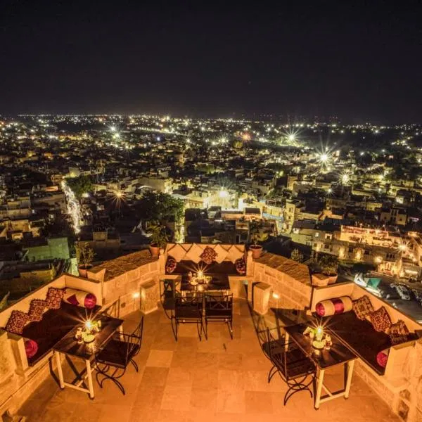 Hotel Rajmandir, hotel em Jaisalmer