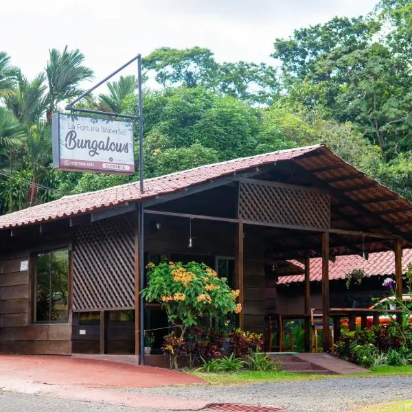 La Fortuna Waterfall Bungalows, hotel in Fortuna