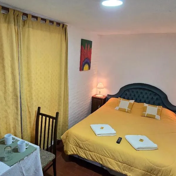 PRINGLES 1740 Ámbar, hotel en Yerba Buena