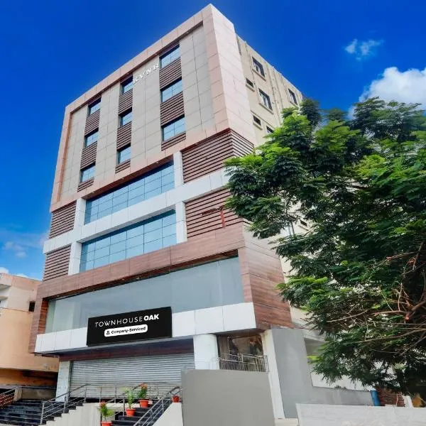 Super Townhouse Oak Public Garden Hanamkonda Formerly Vishnu Grand, hotell sihtkohas Warangal