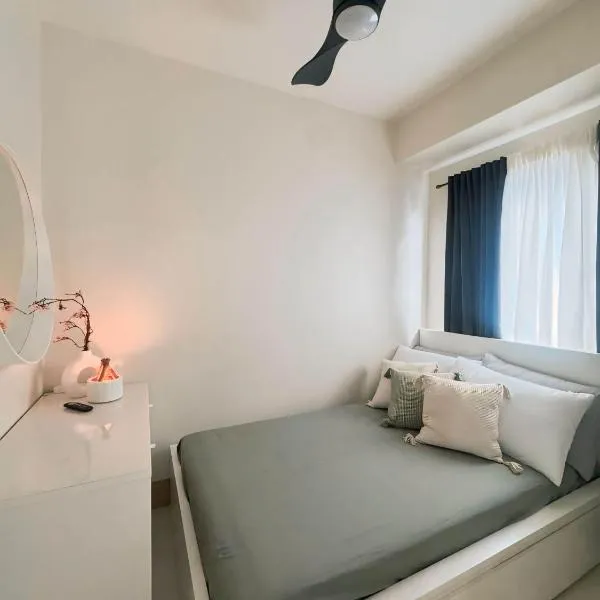 Summer At The Shore, hótel í Manila