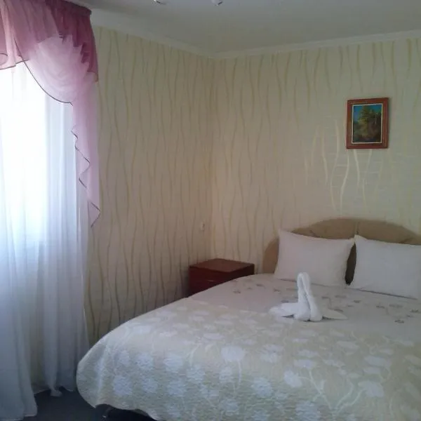 Kak v gostinice, hotel v destinaci Hadyach