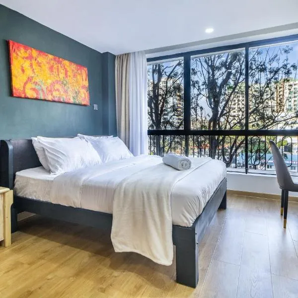 Luxe Studio with pool, gym and work space, ξενοδοχείο στο Ναϊρόμπι