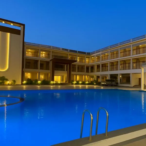 Nirvana Grand Hotel & Resort, hotel in Gaya
