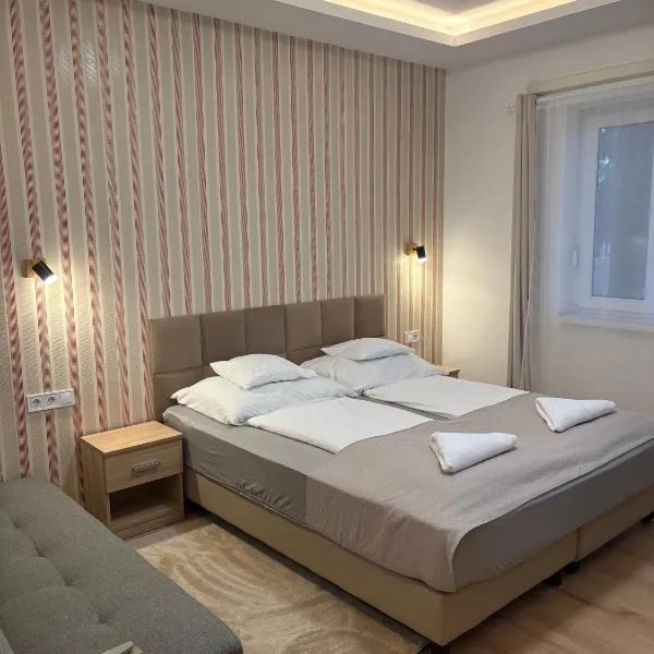 Landing Rooms Apartman, hotel in Üllő