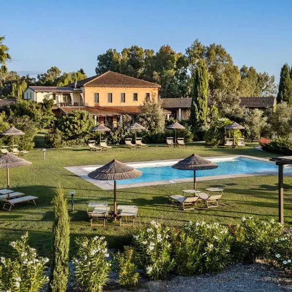 Janas Country Resort, hotel in Mores