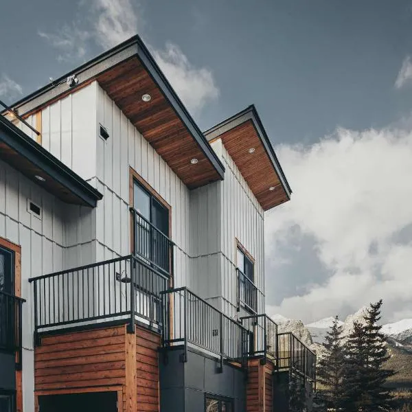 Basecamp Suites Canmore, hotel a Canmore
