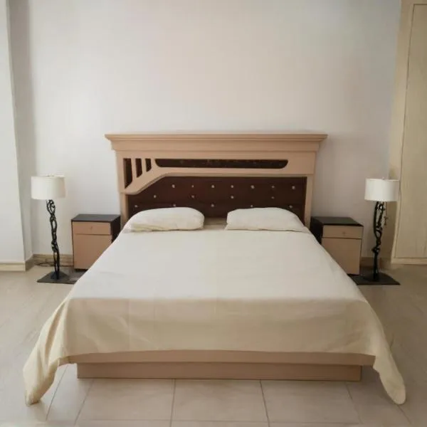 السعادة للشقق المفروشة, hotell 