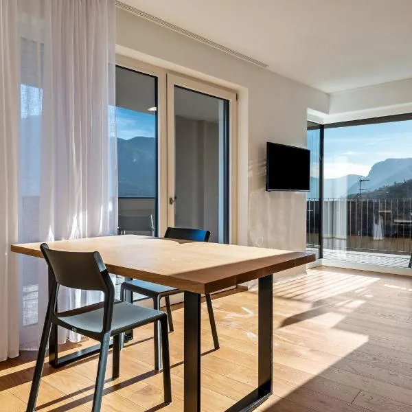 Ferienwohnungen Karin - Lagrein、テルメーノのホテル