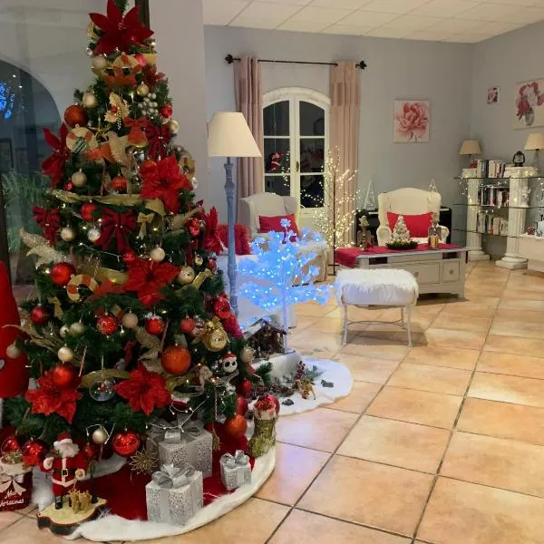 Hôtel La Bastide Saint Martin, khách sạn ở Carcassonne