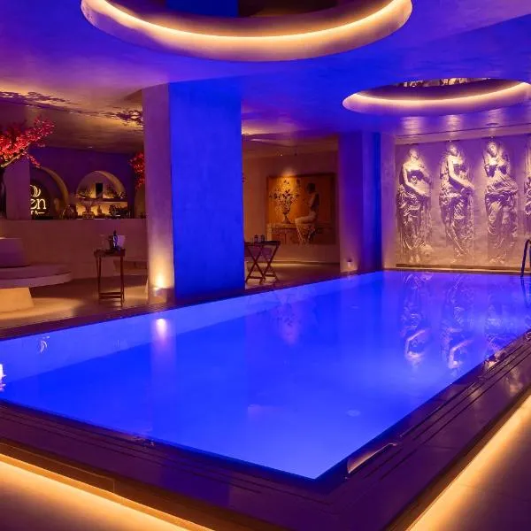 Maritim Marina Bay Resort SPA & Casino，位于伏罗拉的酒店