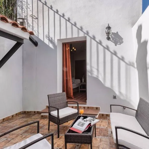 Los Placeres Del Paladin, hotel in Zufre