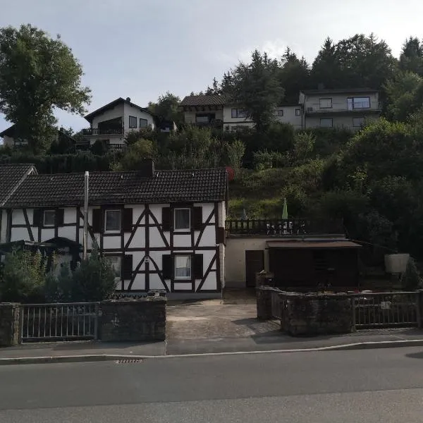 Haus am Fluss, Hotel in Urft