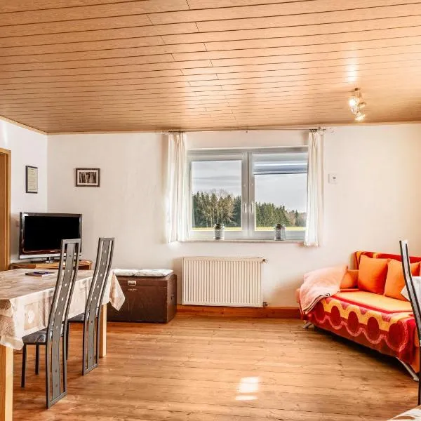 Möblierte Wohnung Ferienwohnung, hôtel à Aicha vorm Wald