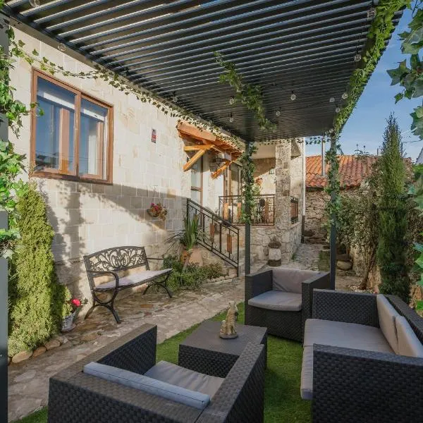 El Cedro, Hotel in Abejar