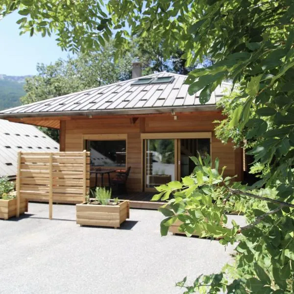 Charmant petit chalet individuel, hôtel à Briançon