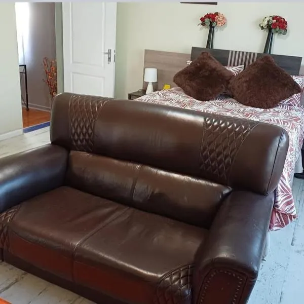 Serene on 5 Cologne, ξενοδοχείο σε Germiston