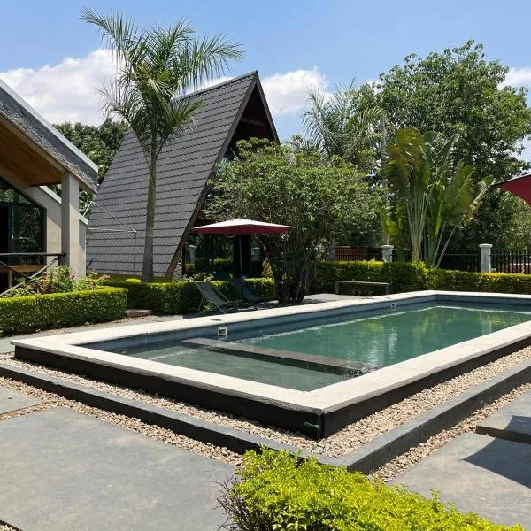 Hotel Restaurant Fitahiana Logde Ampefy - Site 2 Tsarahafatra II, ξενοδοχείο σε Ampefy