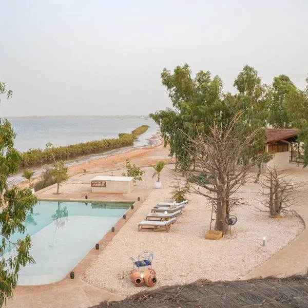 Ecolodge Pout Pout, hotel u gradu 'Fatick'