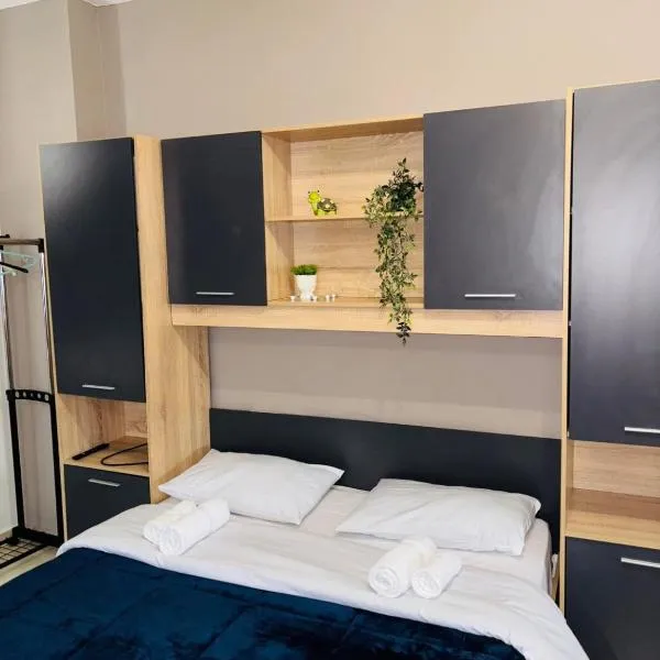 Downtown Comfy Studio 31, hotel in Serres