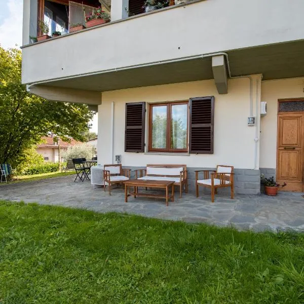 Tramonto sul Castello di Poppi, hôtel à Poppi