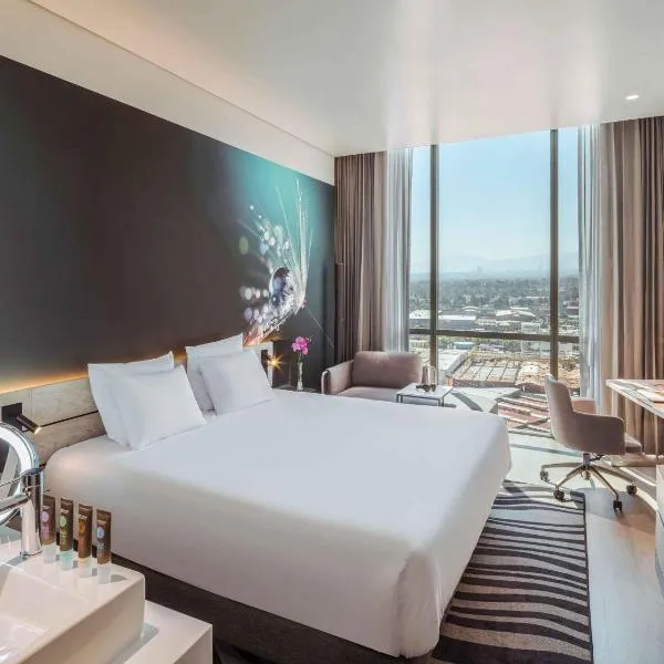 Novotel Mexico City Toreo, hotel v destinaci Mexico City