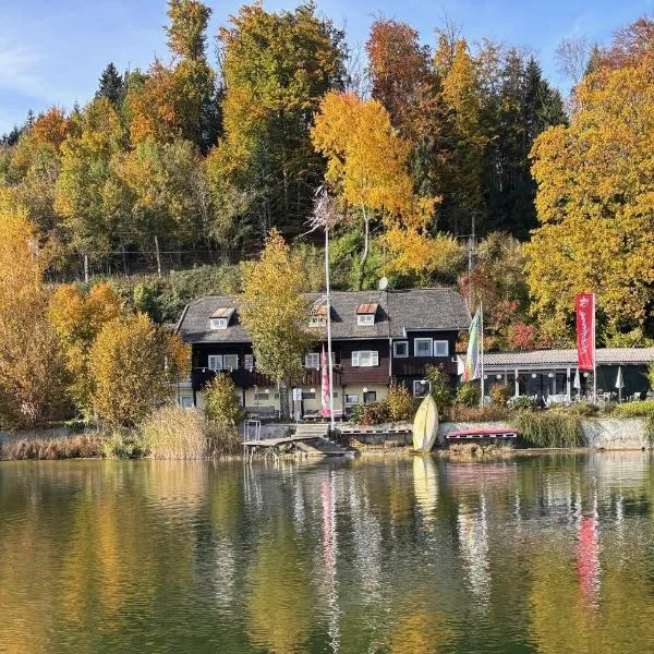 Naturfreundehaus Wallersee, hotel in Helming