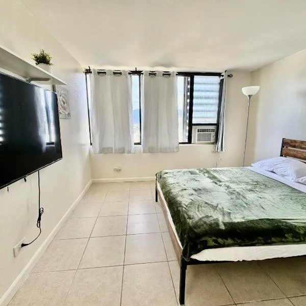 Waikiki Seaside Monarch Paradise Hotel Room Greenery Mountain View, hotel in Honolulu