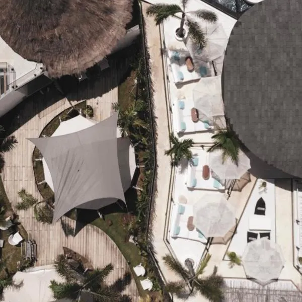 Runik Beach Club & Resort - Adults Only, hotel en Siquijor