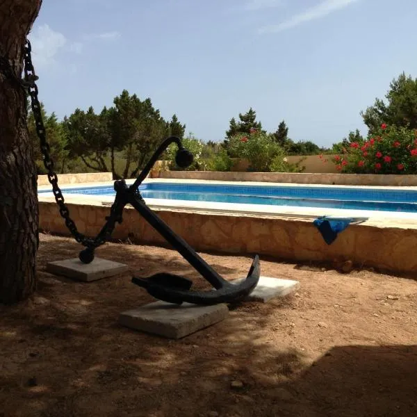 Casa Victor, ET6390, hotel en Sant Francesc Xavier