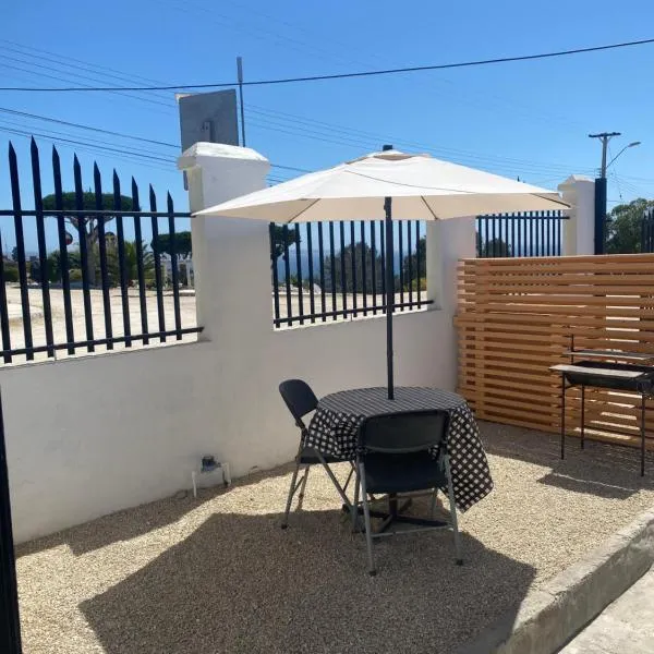 Cabaña Vista a la plaza, hotell sihtkohas Tongoy