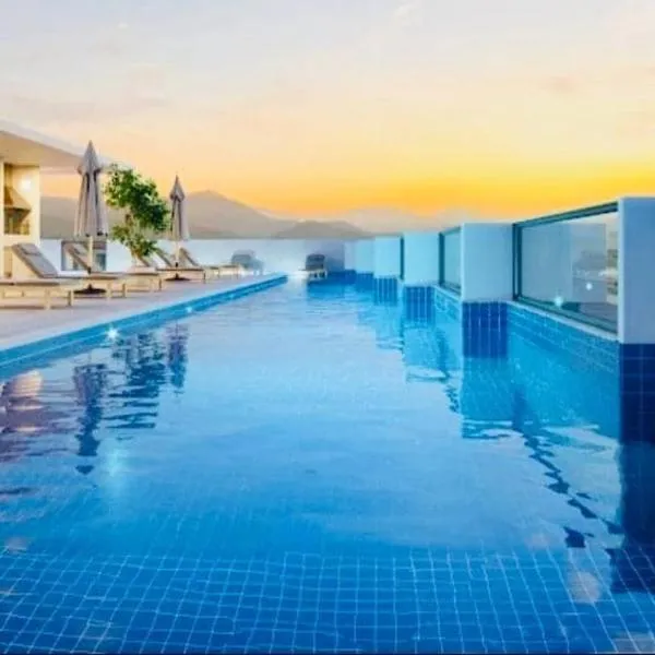 Studio aconchegante NOVO Praia Grande, com piscina, hotel a Ubatuba