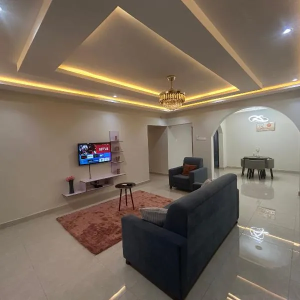 Agape Villa, hotel in Takoradi