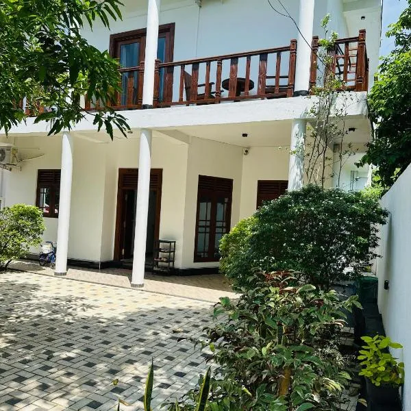 Secret Mirage, hotel in Mirissa