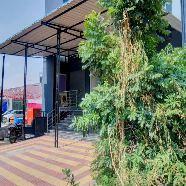 Hotel O Ragas, hotell sihtkohas Warangal