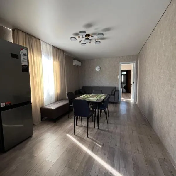 Lucky House, готель у місті Ґріґолеті