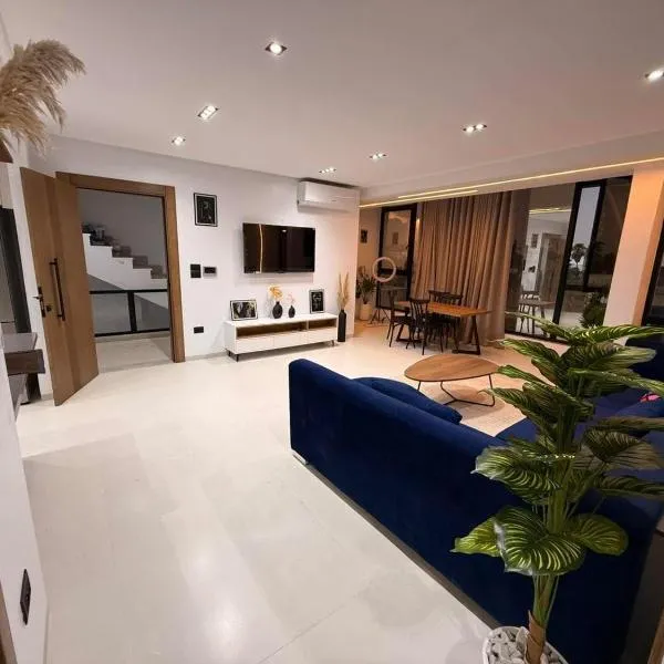 Appartement Luxe S2-900m-plage-Fibre-Smart TV-Parking privé, Hotel in Nabeul