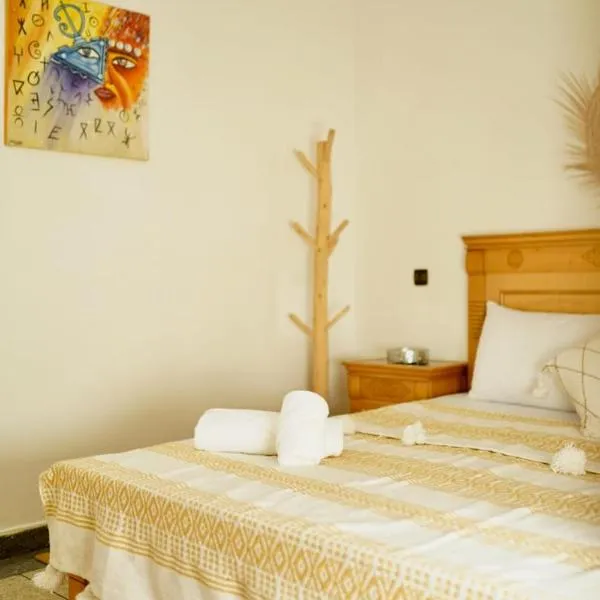 Nest Surf Housse Anza, ξενοδοχείο στο Αγκαντίρ