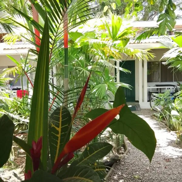 Hotel Exotic Lodge, ξενοδοχείο σε Puerto Viejo