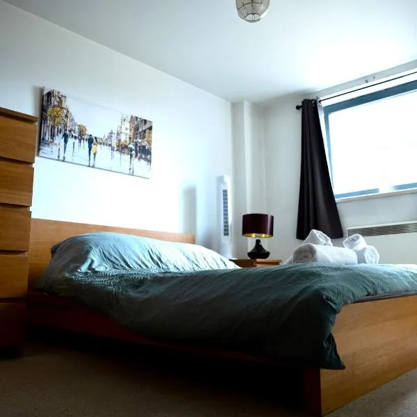 The Comfort Hub, hotel in Leeds