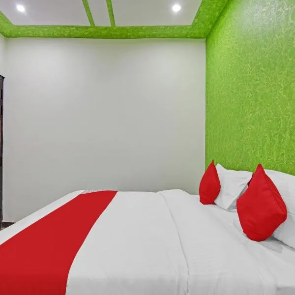 OYO 81258 AJ Guest House, khách sạn ở New Delhi
