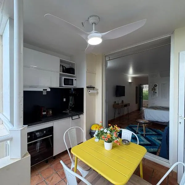 Studio SUCRIER TARTANE, hôtel à La Trinité