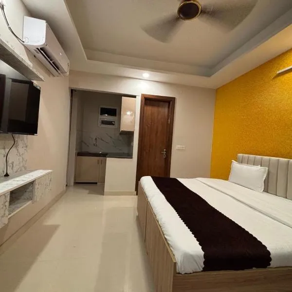 Limewood Signature - Huda City Centre, ξενοδοχείο σε Γκουργκάον