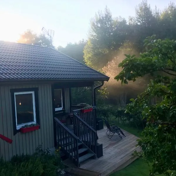 Haere Mai B&B Orust,位于Henån的酒店