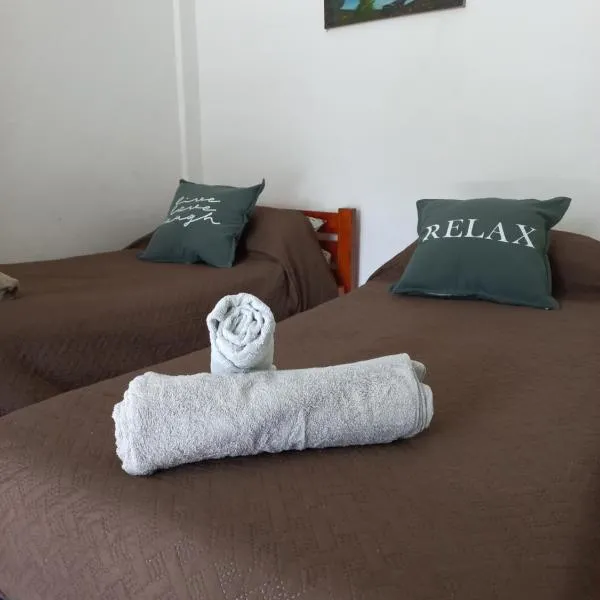 Hostel en Almirante Brown, hôtel à Villa Martín Arín