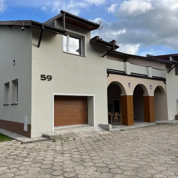 Pokoje gościnne na Zielonej、オルシュティンのホテル